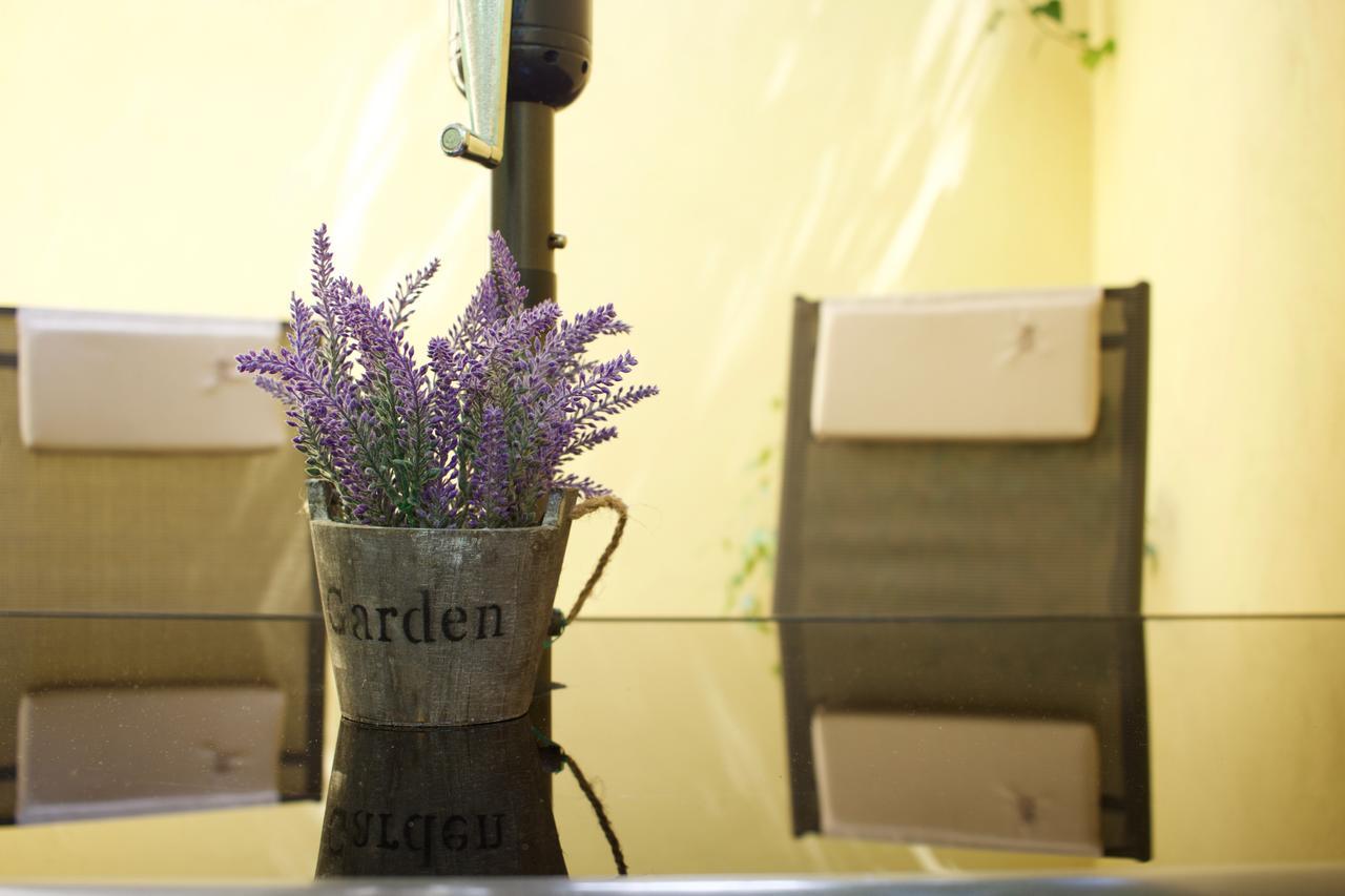 Oázis Apartman Eger Esterno foto